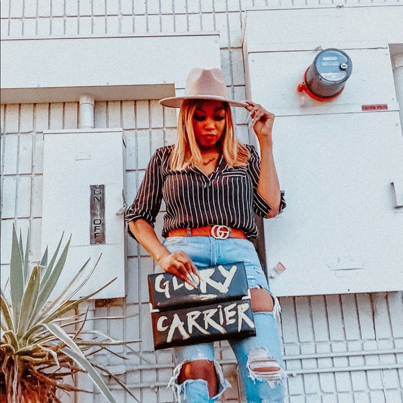 Glory Carrier Custom Faith Tribune work clutch - Picture 2 of 3